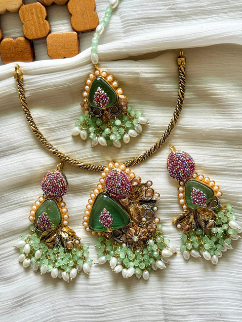 Turkish pendant set